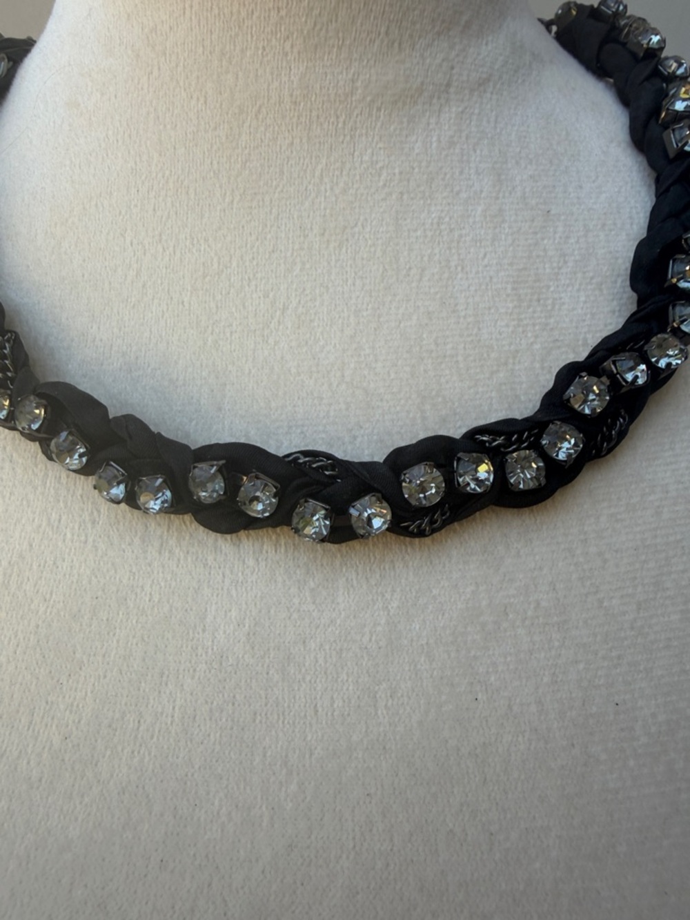J. CREW Vtg Black Braided Ribbon Chain & Crystals Adjustable Statement Necklace - Picture 4 of 6